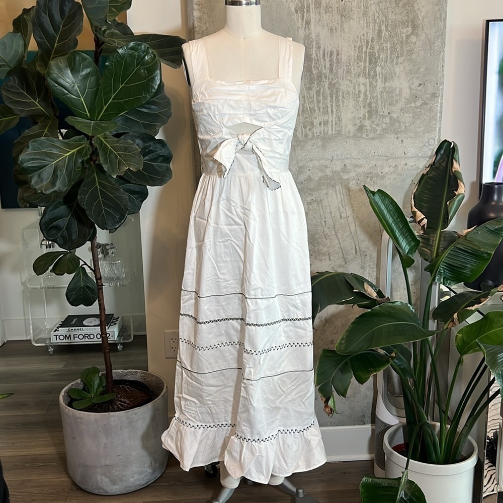 Foxiedox Tie Front Dress White